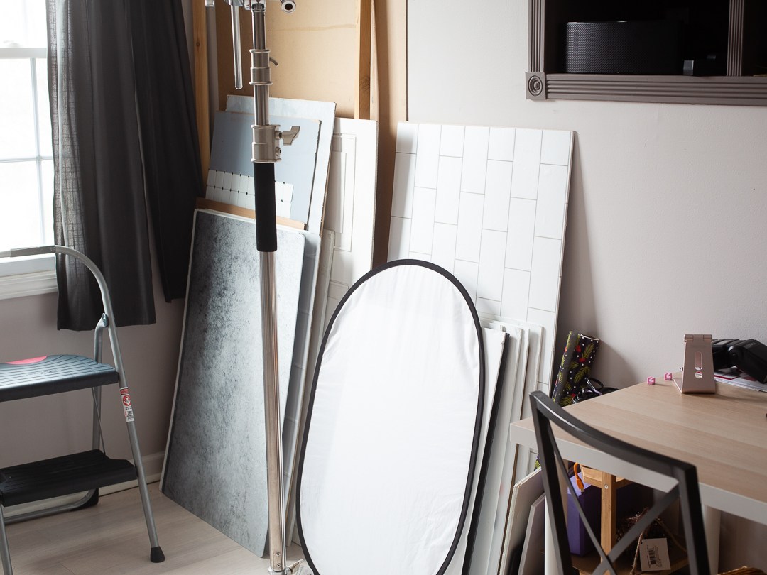 What do you need to set up a home photography studio? 4 top creators
